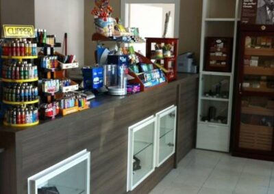 arredamento tabaccheria